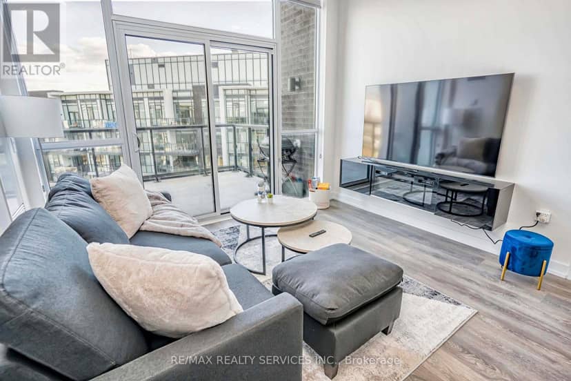 403 - 415 Sea Ray Avenue — photo 7 of 35