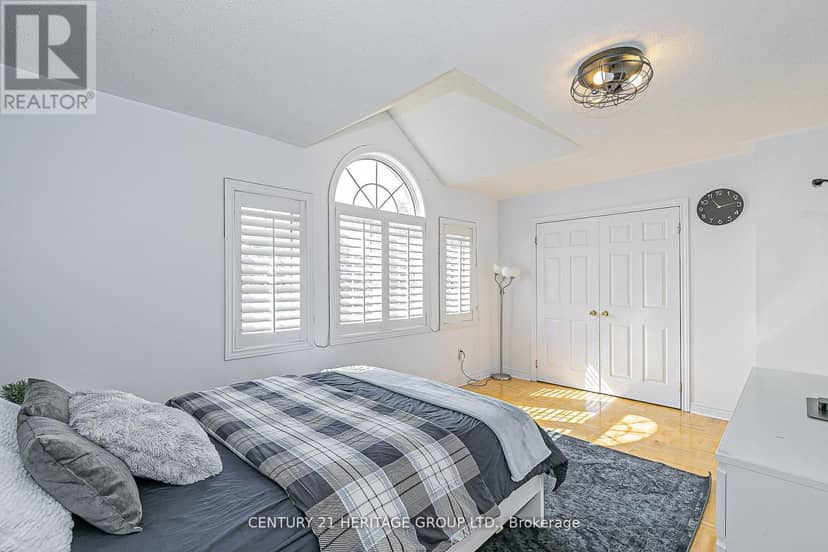 29 Eminence Road — photo 24 of 37