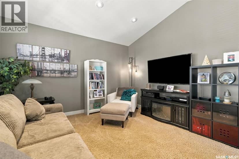 814 Rock Hill LANE — photo 34 of 40
