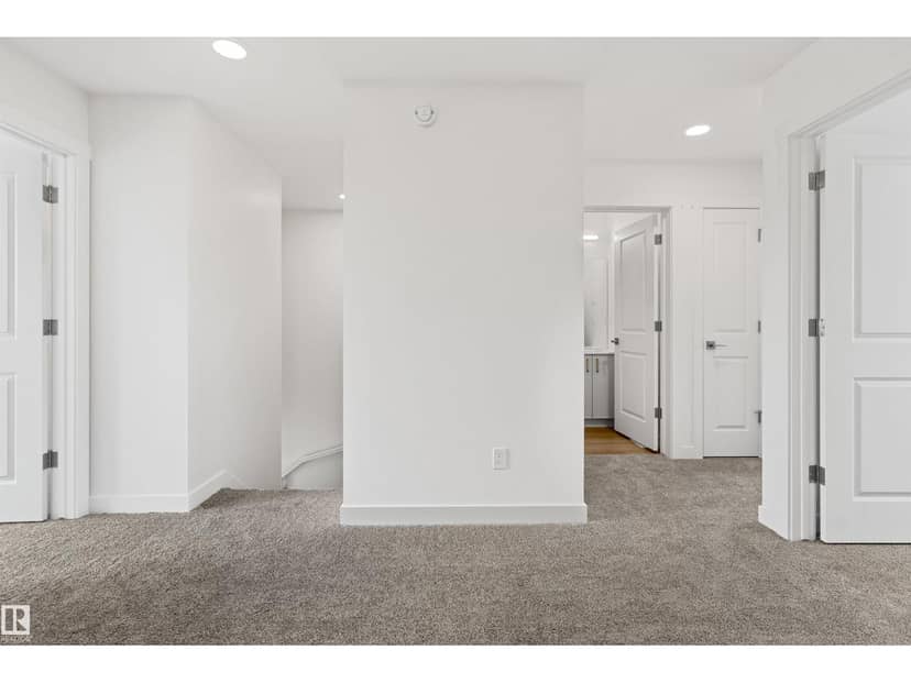 1012 14 AV NW — photo 28 of 38
