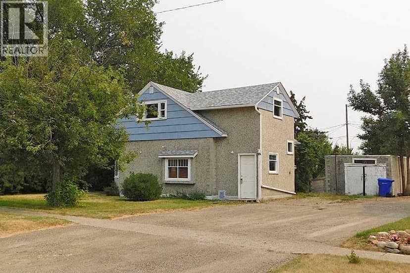 309 45 Avenue W, Claresholm, photo 4
