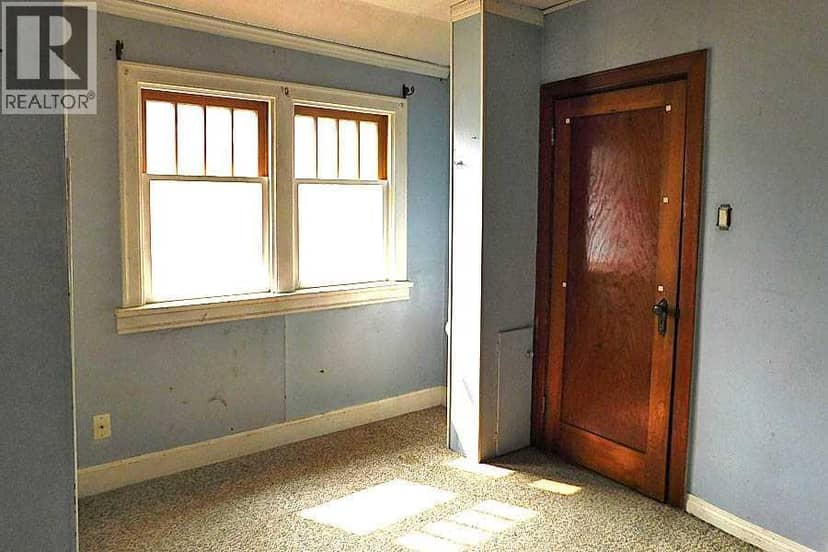 309 45 Avenue W — photo 18 of 36