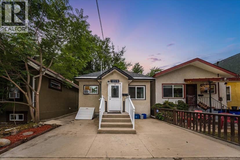1220 Tamarac Avenue, Trail, photo 2