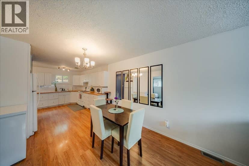 1220 Tamarac Avenue, Trail, photo 7