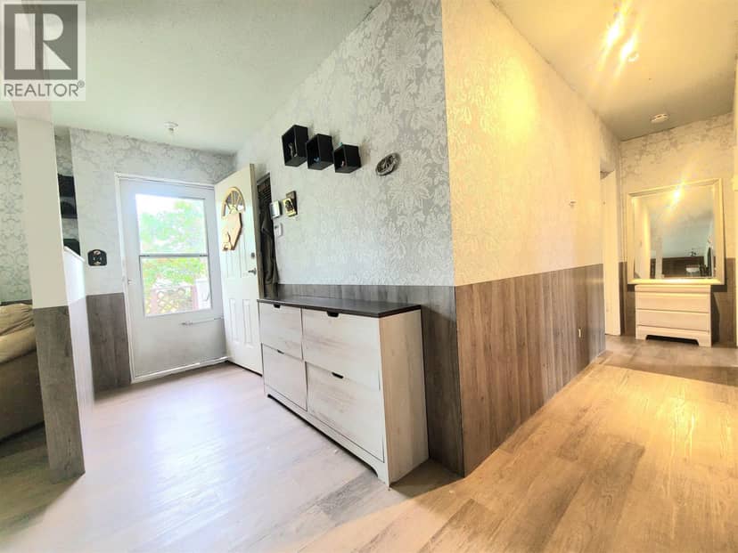 1385 MILBURN AVENUE, Prince George, photo 6