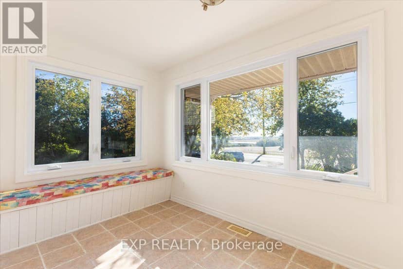 5410 Old Richmond Road — photo 12 of 40