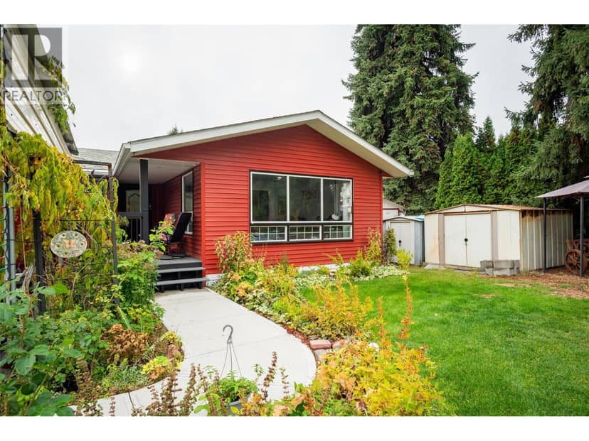 8329 Highway 3B, Trail, photo 2