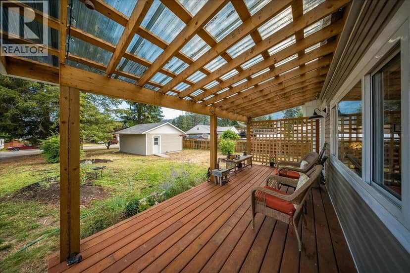 91 HOLMES Road, Christina Lake, photo 4