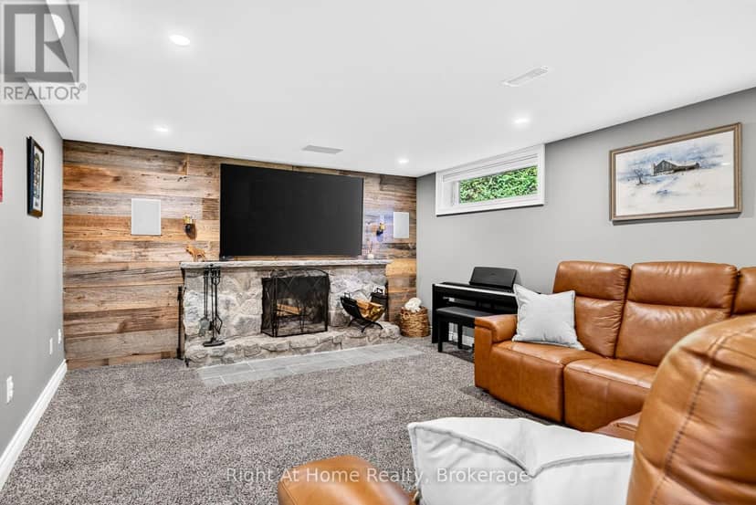 23 Laurendale Avenue — photo 22 of 40