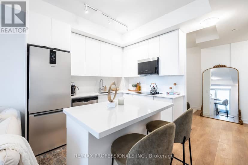 1421 - 10 Abeja Street — photo 6 of 40