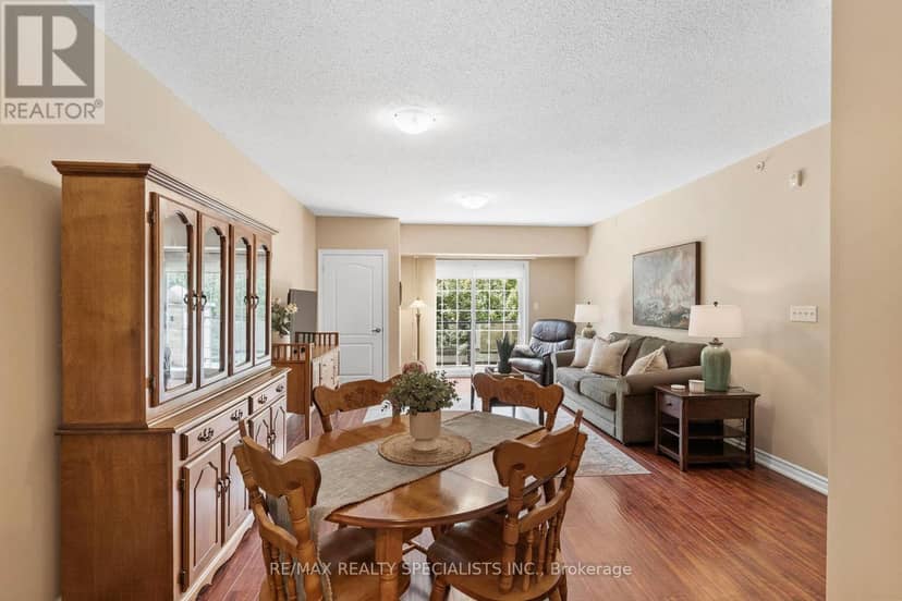 408 - 41 Ferndale Drive S — photo 12 of 39