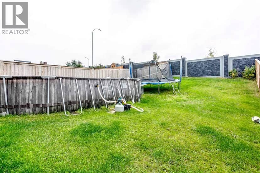 244 Nolanhurst Crescent NW — photo 32 of 36