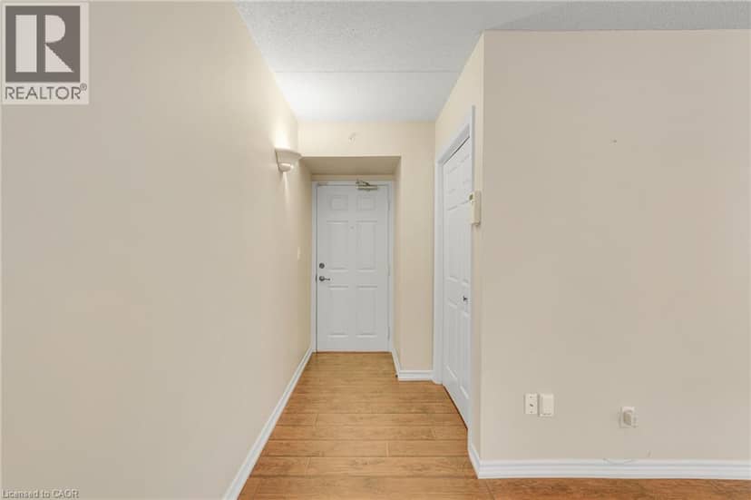 2075 APPLEBY Line Unit# 102, Burlington, photo 4