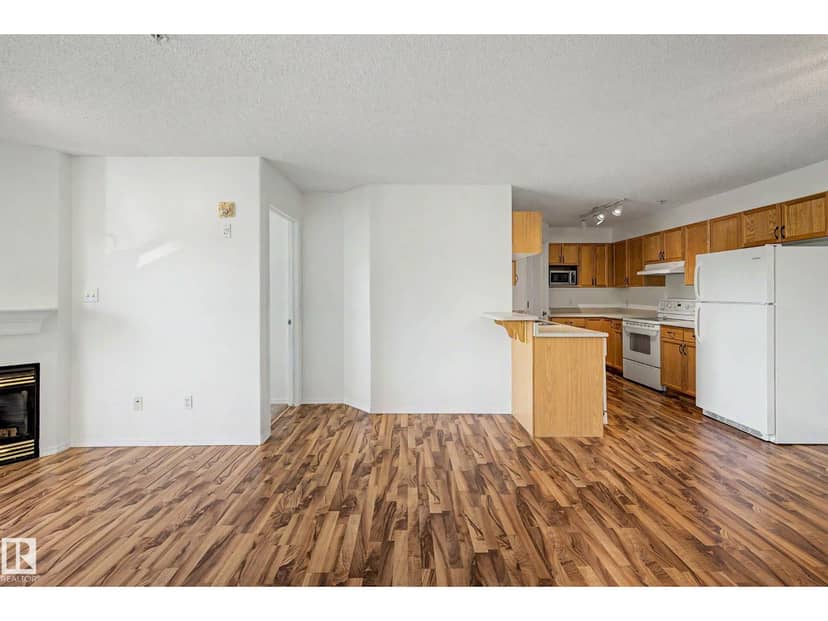 #203 8119 112 AV NW — photo 21 of 36