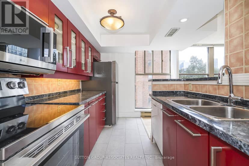 501 - 65 Scadding Avenue — photo 11 of 36