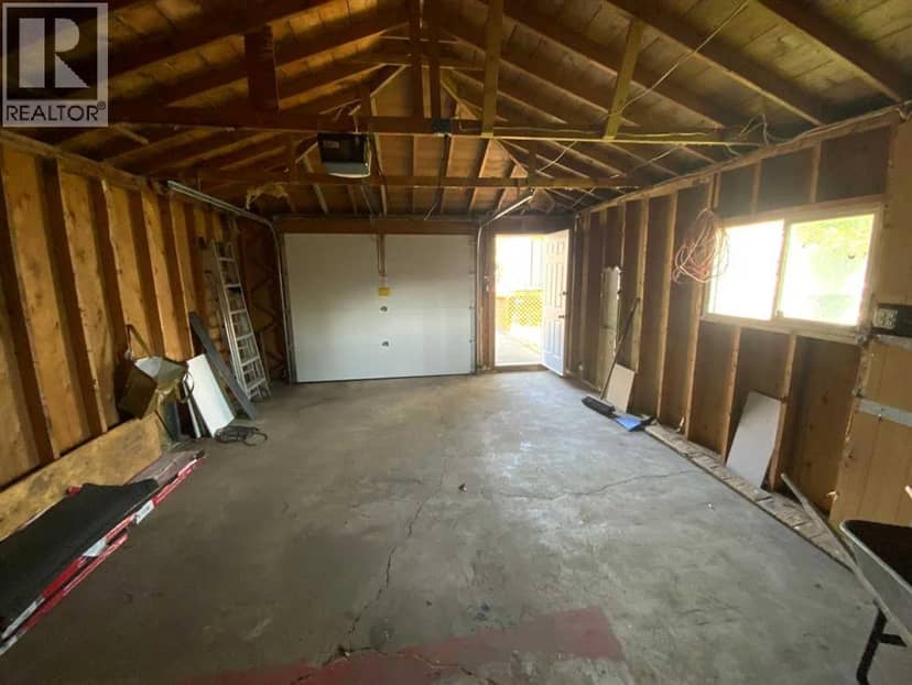 325 Aberdeen Avenue — photo 25 of 25