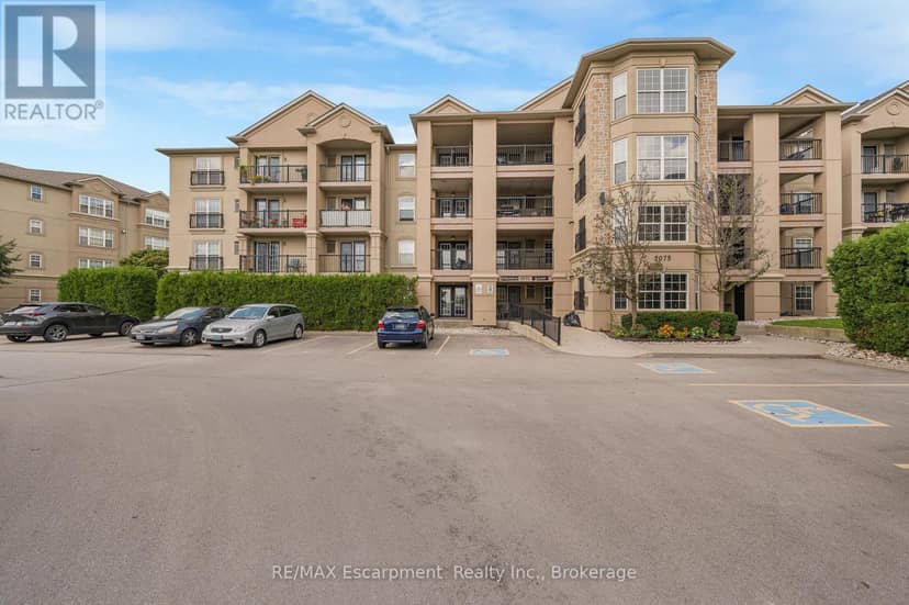 102 - 2075 Appleby Line, Burlington, photo 2
