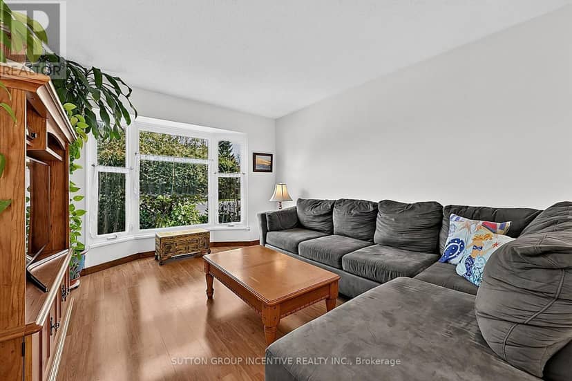 38 Trillium Crescent — photo 14 of 37