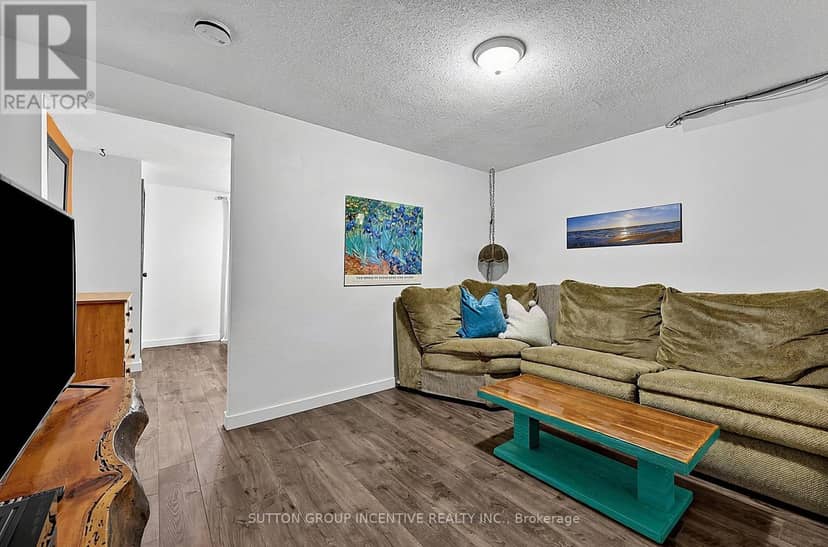 38 Trillium Crescent — photo 26 of 37