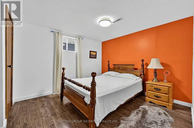 38 Trillium Crescent — photo 27 of 37
