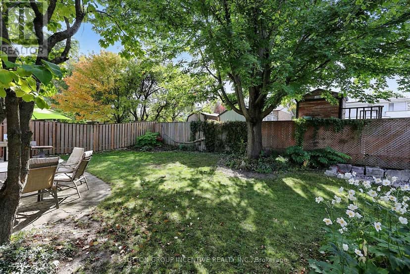38 Trillium Crescent — photo 33 of 37