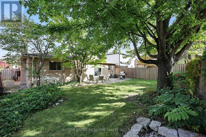 38 Trillium Crescent — photo 34 of 37