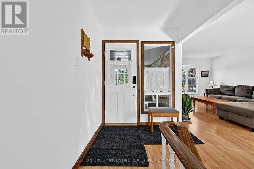 38 Trillium Crescent — photo 6 of 37