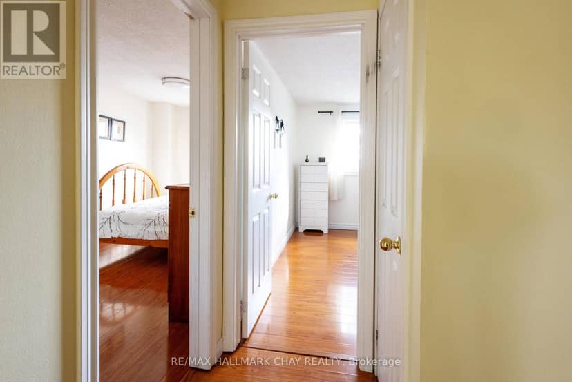 4 - 261 Rose Street — photo 12 of 24