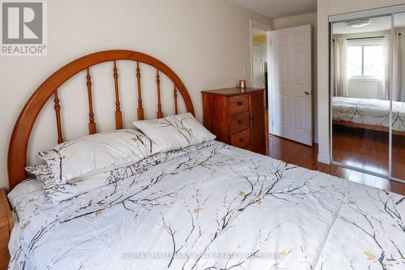 4 - 261 Rose Street — photo 13 of 24