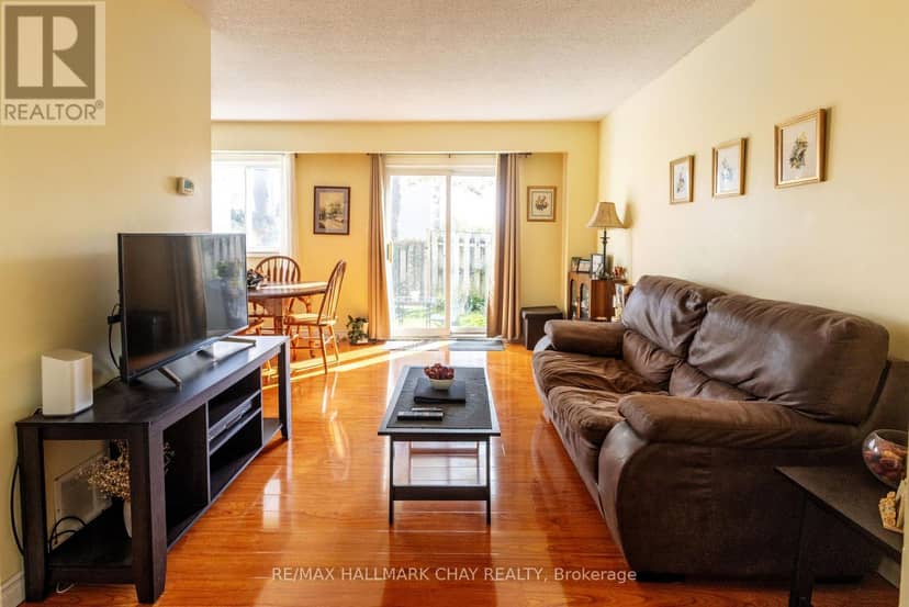 4 - 261 Rose Street, Barrie, photo 4