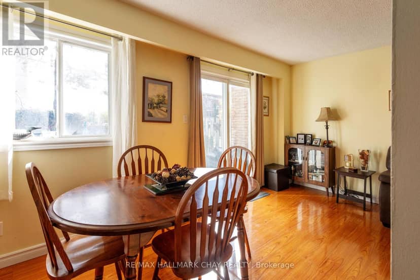 4 - 261 Rose Street, Barrie, photo 7