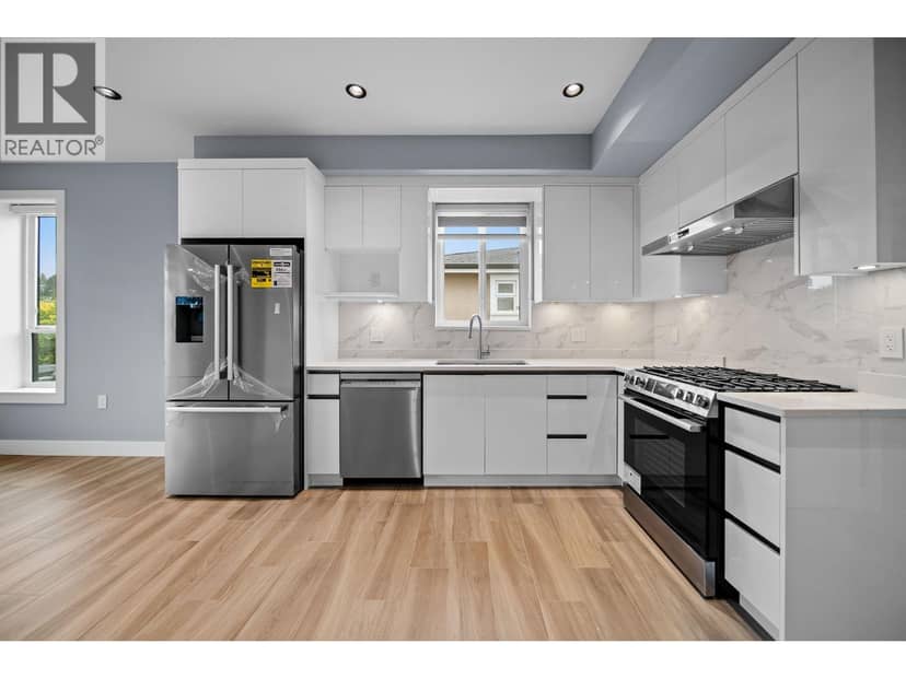 3 2557 W KING EDWARD STREET, Vancouver, photo 3