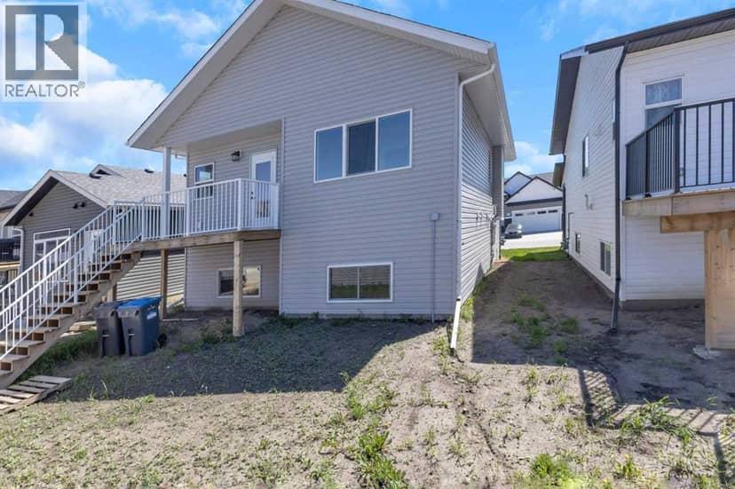 9 Ian Way — photo 22 of 28