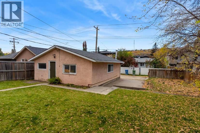 4407 Bowness Road NW — photo 36 of 37