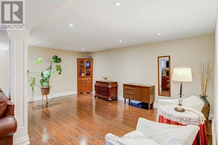 2544 Sharon Crescent — photo 17 of 28
