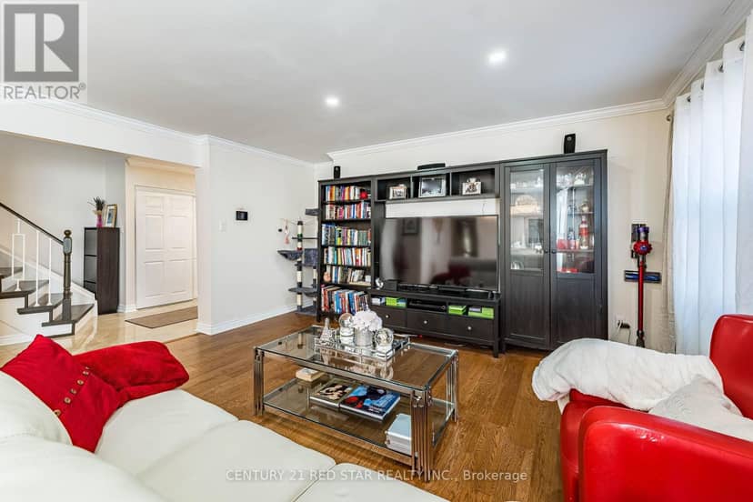 56 Fountainbridge Drive — photo 9 of 40