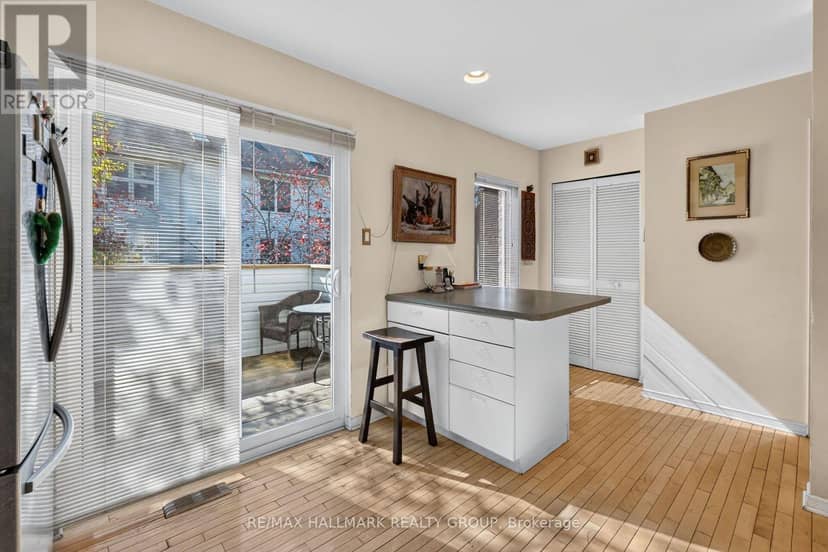2 - 121 Mackay Street — photo 20 of 40