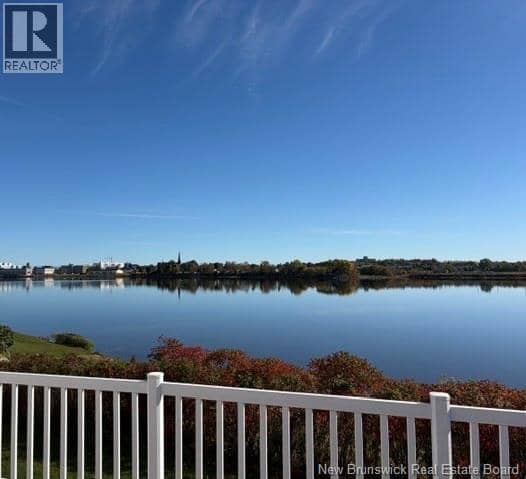 1015 Winton Crescent, Bathurst, photo 2