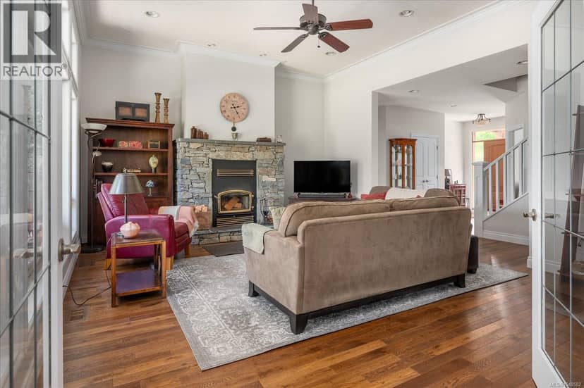 601 Meadow Dr — photo 32 of 40