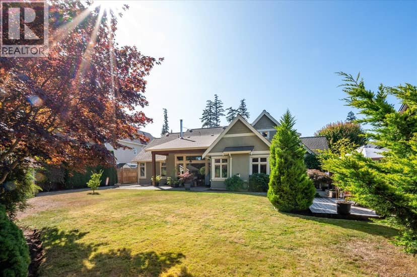 601 Meadow Dr — photo 23 of 40