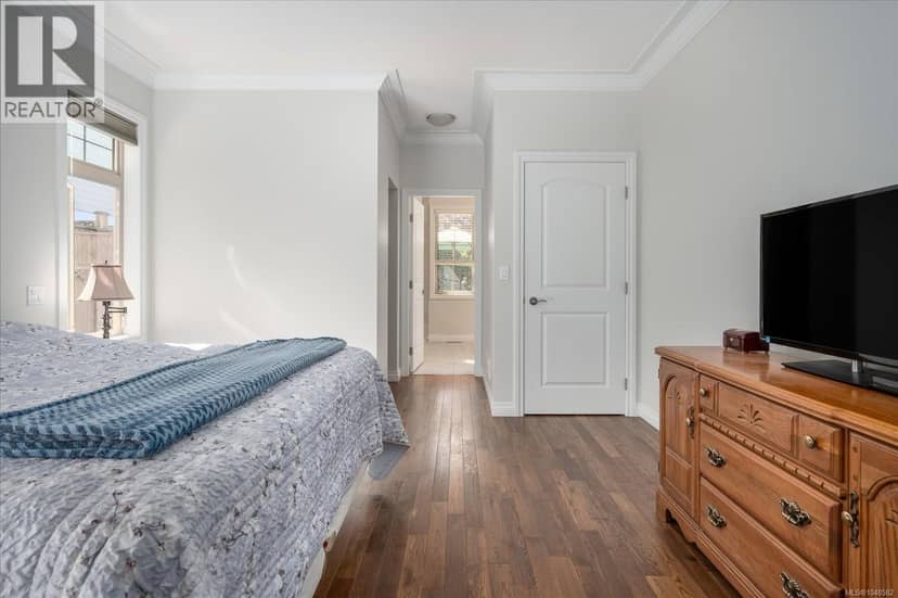 601 Meadow Dr — photo 38 of 40