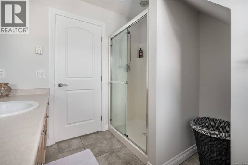 601 Meadow Dr — photo 20 of 40