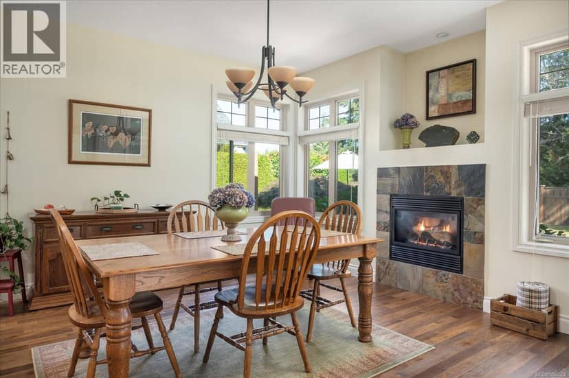 601 Meadow Dr — photo 37 of 40