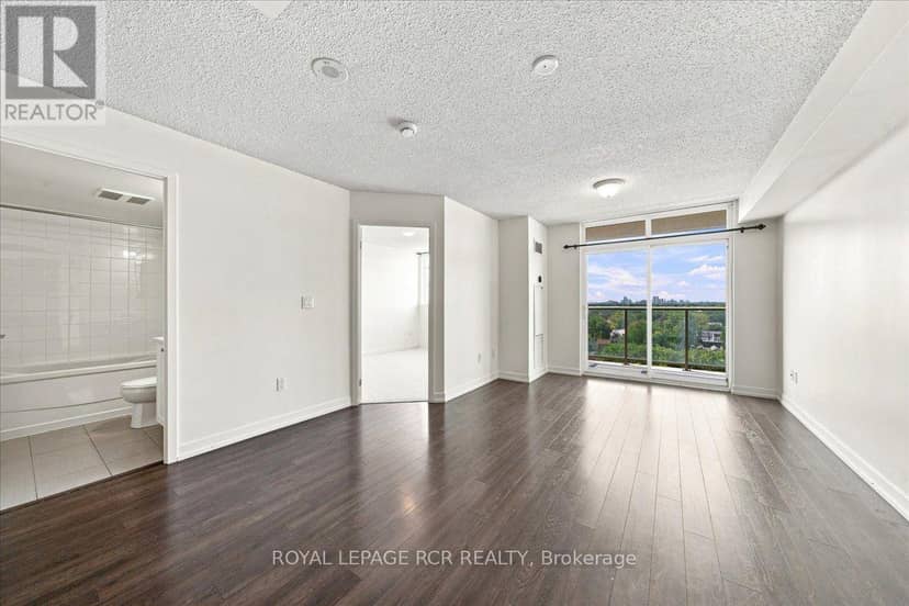 908 - 812 Lansdowne Avenue, Toronto, photo 2