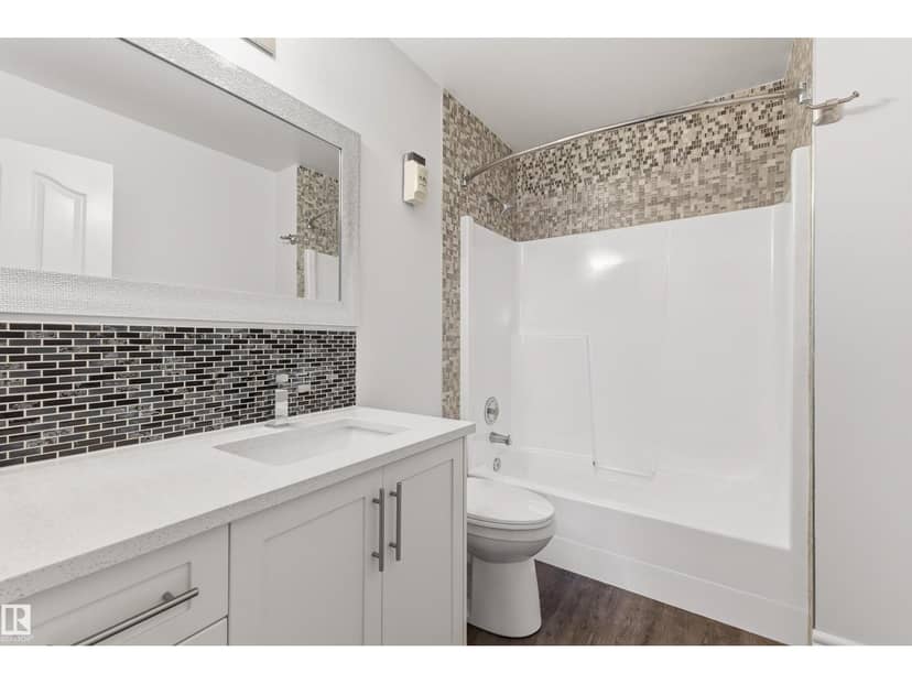 18907 90 AV NW NW — photo 22 of 40