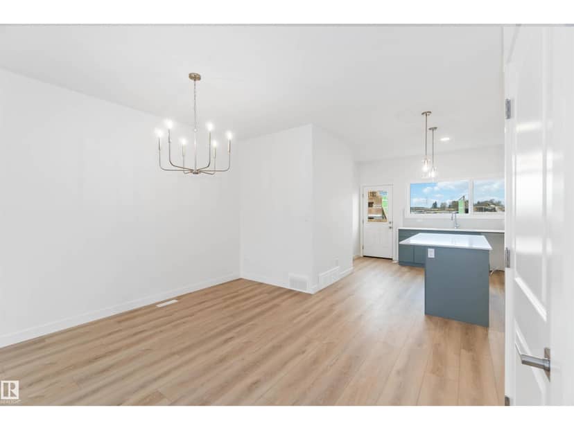 1013 Aster Bv NW — photo 15 of 40