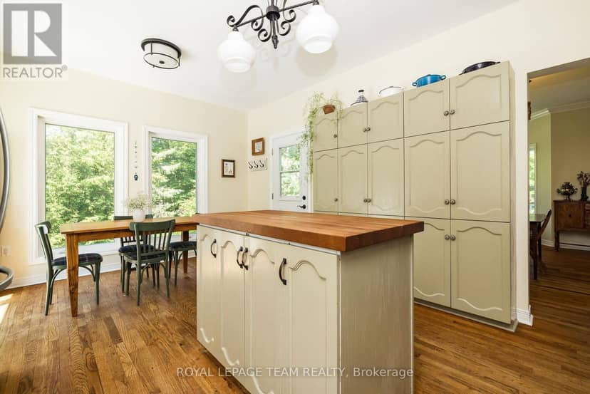 531 Craig Road — photo 16 of 40