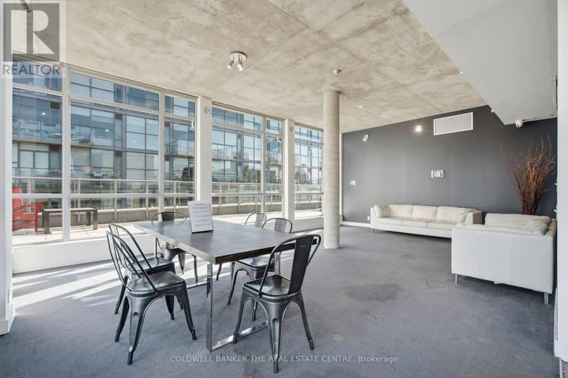 501 - 36 Charlotte Street — photo 21 of 24