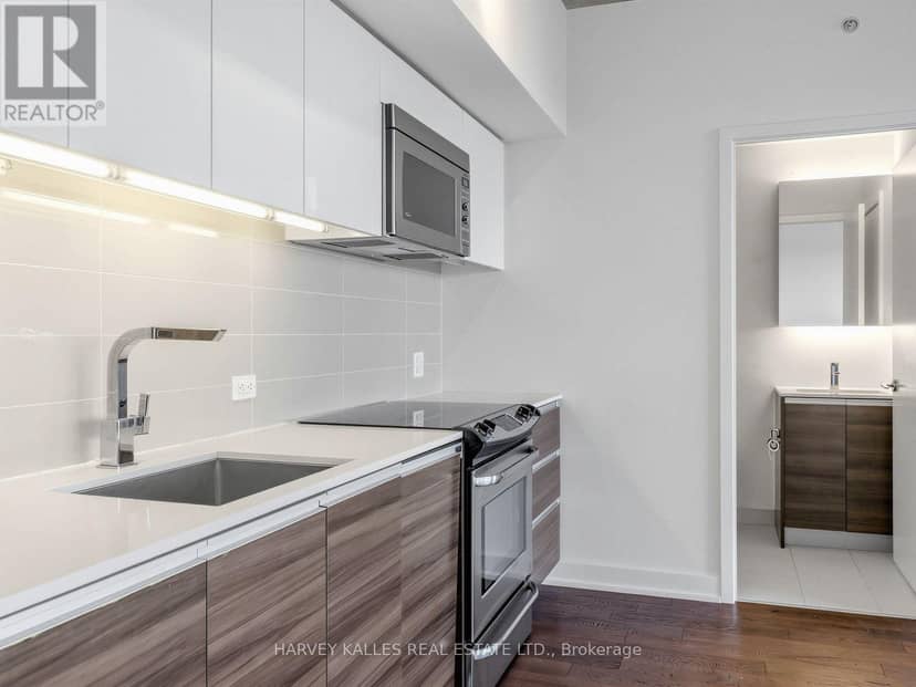 1114 - 1190 Dundas Street E — photo 1 of 40