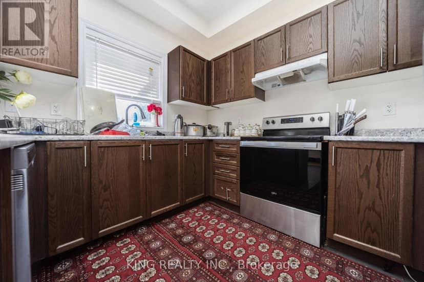 7 Todd Crescent — photo 19 of 40